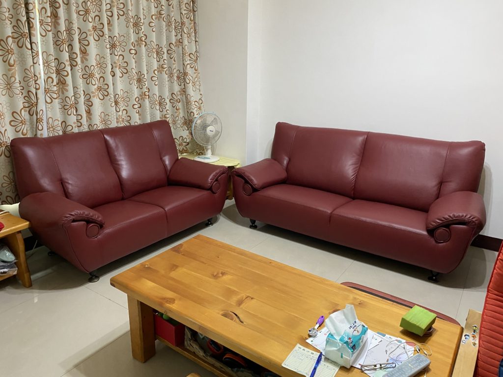 【客戶案例分享】太平2+3人沙發翻修換半牛皮