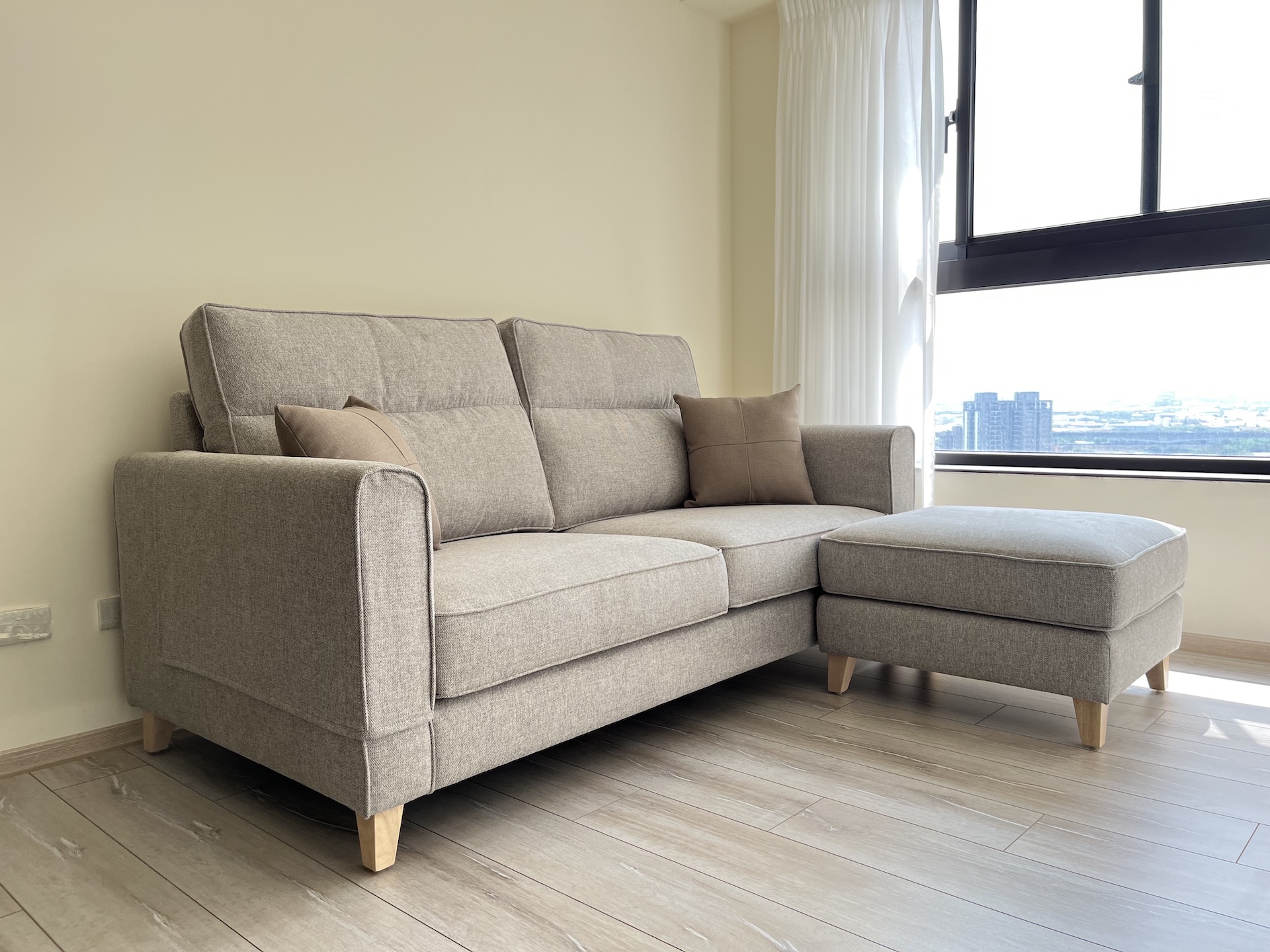 【客戶案例分享】台中東區三人座沙發訂製