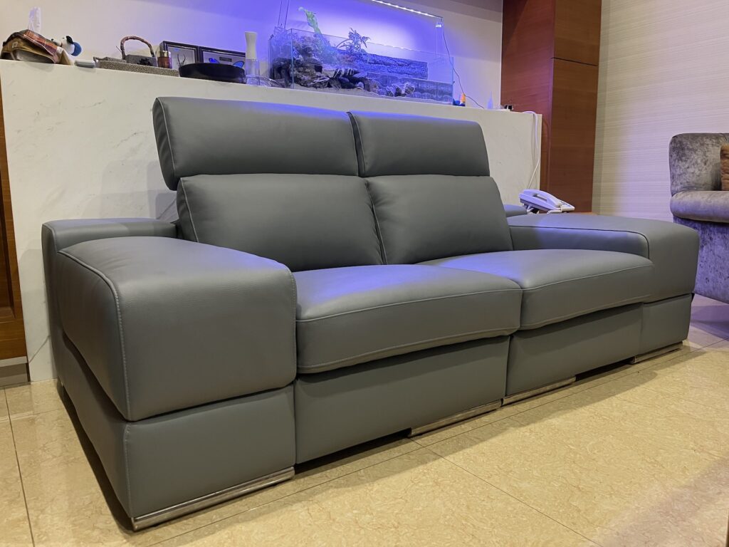 【世昌沙發｜台中沙發翻修】台中太平五金沙發翻修更換半牛皮