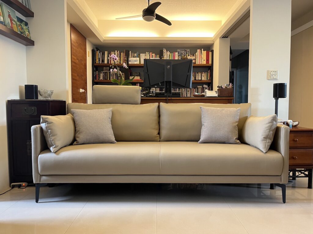 【世昌沙發｜台中沙發訂製】台中西區薄扶手半牛皮沙發推薦