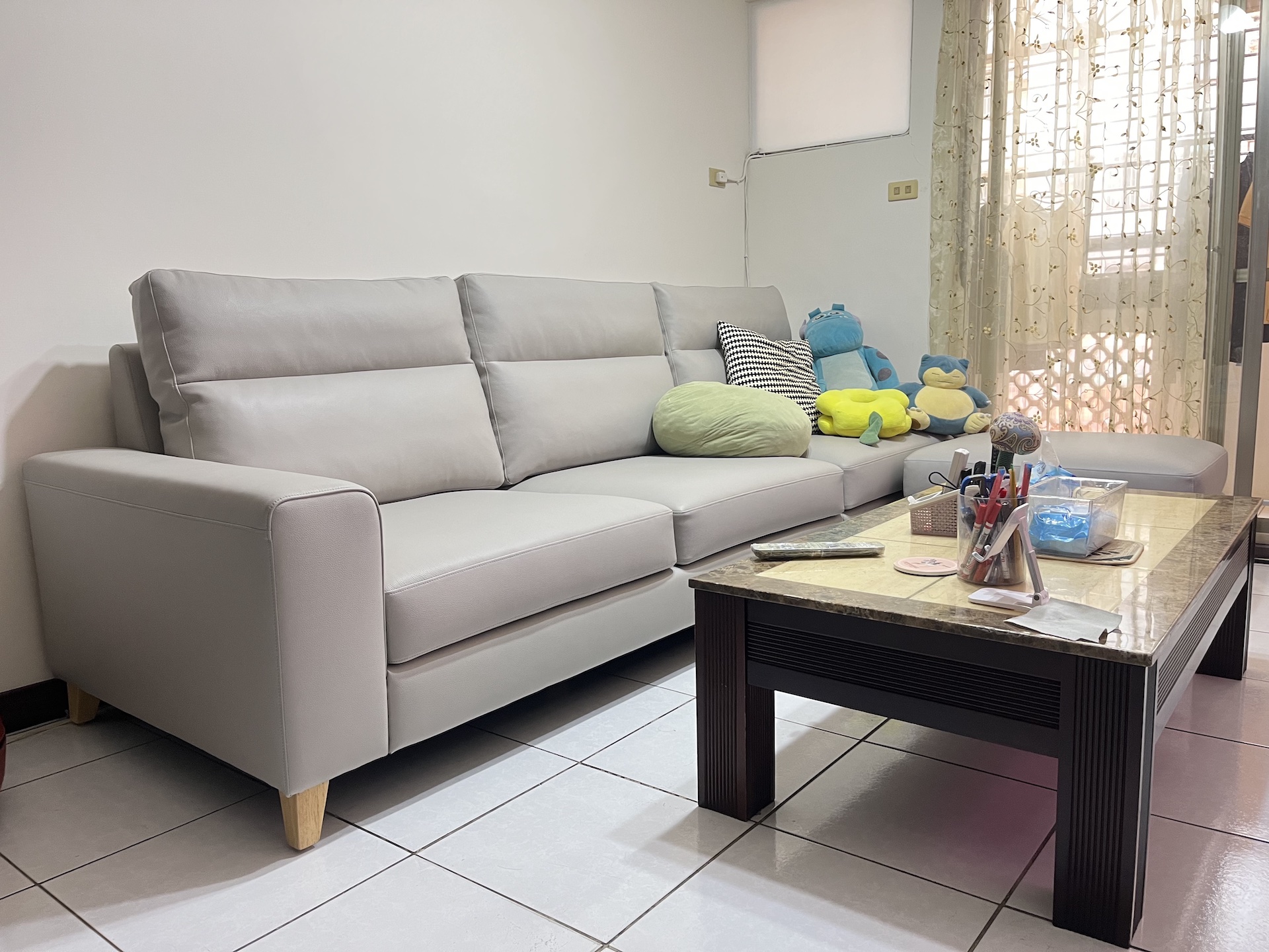 【世昌沙發｜台中沙發訂製】台中北區高背L型半牛皮沙發推薦